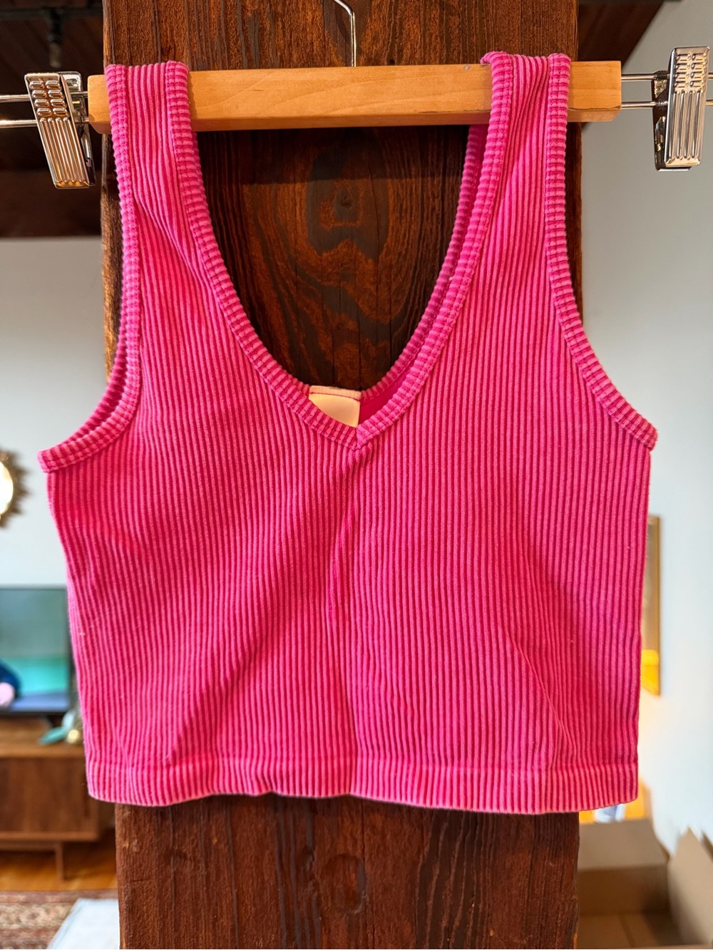 Suzette Tween Sleeveless Ribbed V-Neck Crop Tank Top - Bright Pink size 7-14